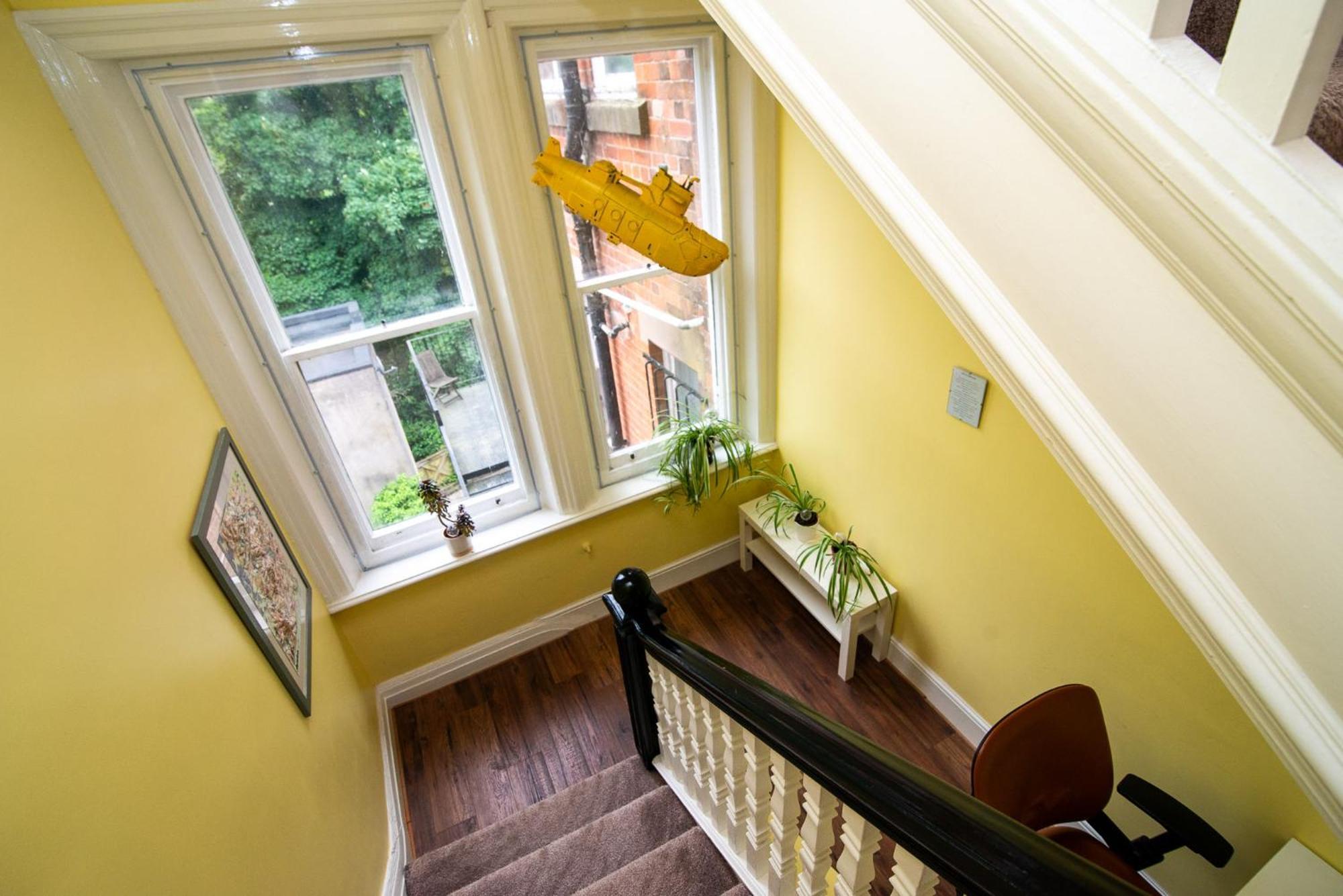 Spacious Retreat With River Views Near Peak District Матлок Экстерьер фото